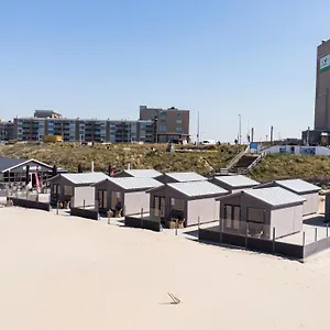 https://strand-21-hotelchalets.zandvoort-hotels.com