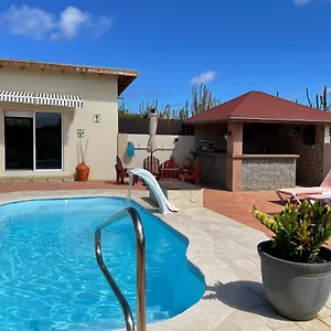 https://lice-garden-aruba.comcaribbean.com