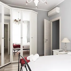 https://youhosty-napoli-35.it-lombardy.com