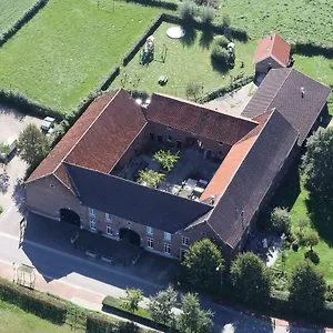  Apartment Hoeve De Binnenplaets